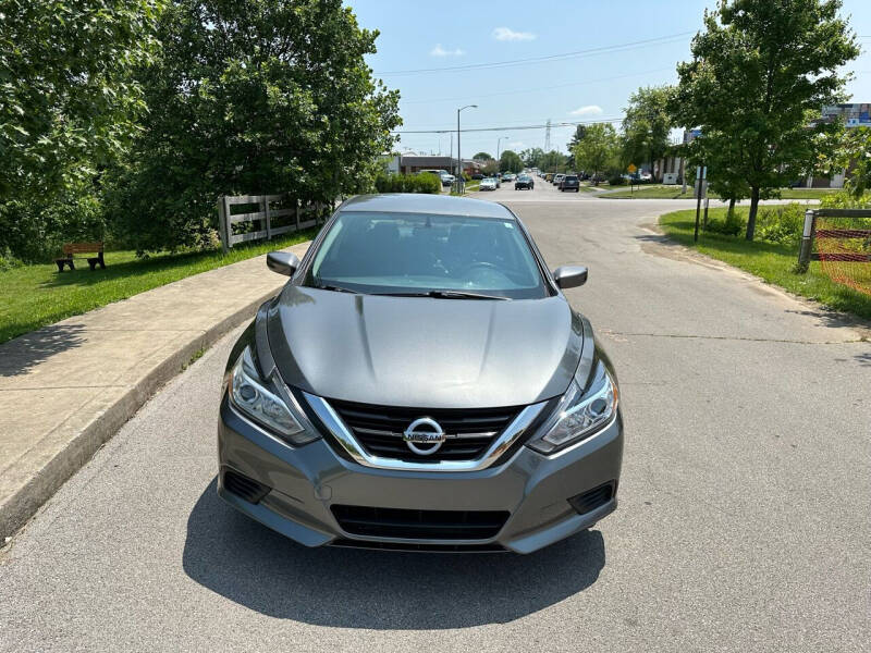 2018 Nissan Altima for sale at Abe's Auto LLC in Lexington KY