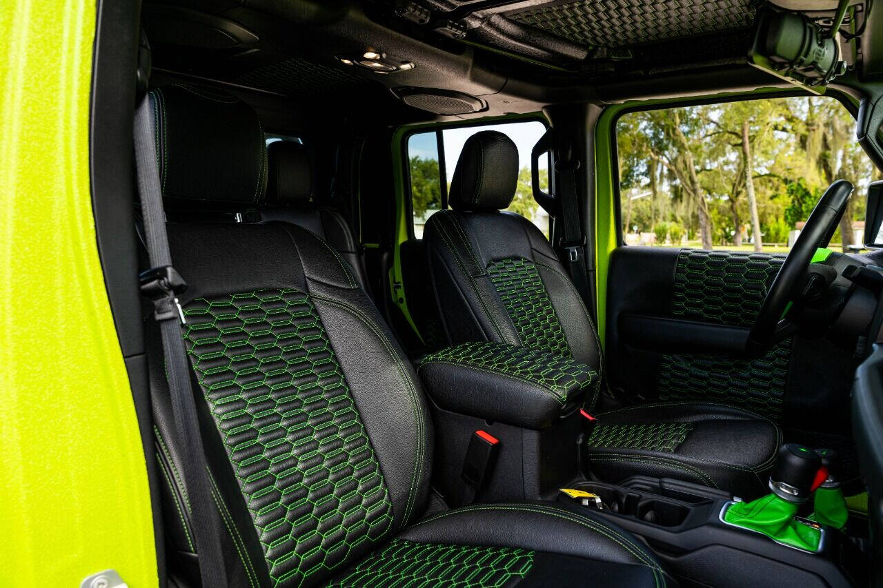 2022 JEEP Gladiator Pickup - $147,995