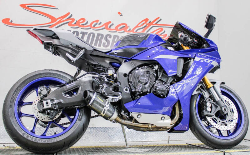 2021 Yamaha YZF-R1