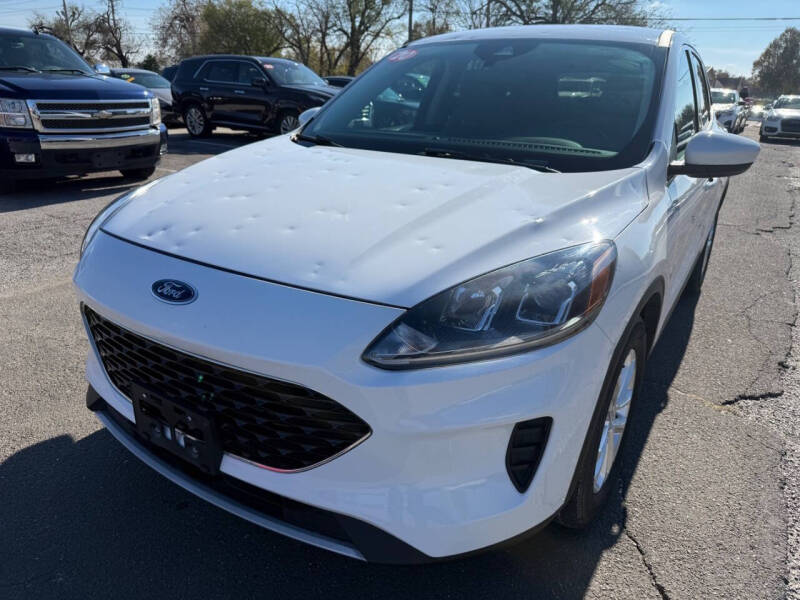 2020 Ford Escape SE