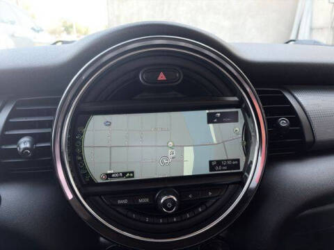 2017 MINI Hardtop 2 Door Cooper