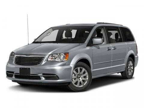 2016 Chrysler Town and Country for sale at Uftring Chrysler Dodge Jeep Ram in Pekin IL