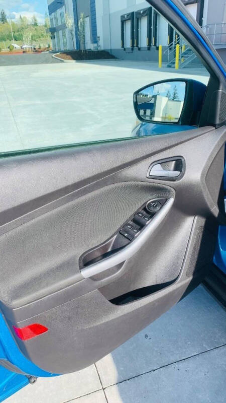 2012 Ford Focus SE
