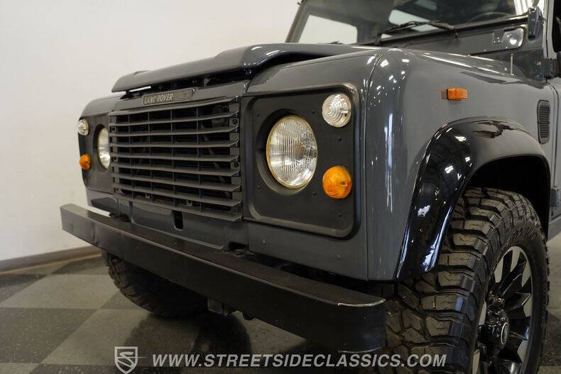 1987 Land Rover Defender