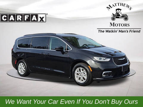 2022 Chrysler Pacifica Touring L