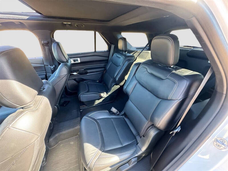 2022 Ford Explorer ST