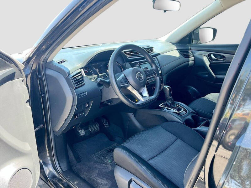 2018 Nissan Rogue S