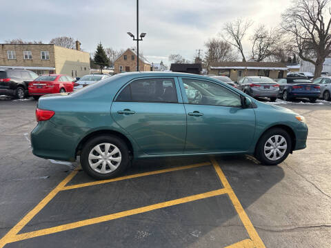 2010 Toyota Corolla LE