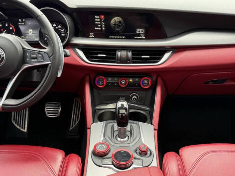 2019 Alfa Romeo Stelvio Ti Sport