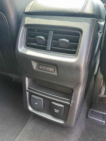 2019 Ford Edge Titanium
