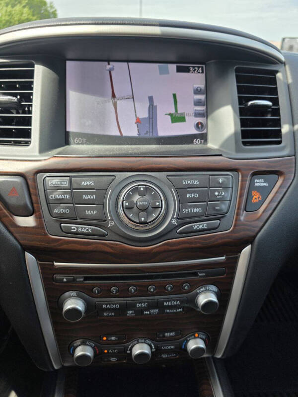 2017 Nissan Pathfinder Platinum