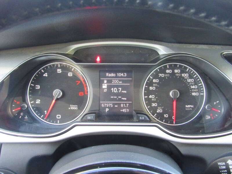 2016 Audi A4 2.0T quattro Premium