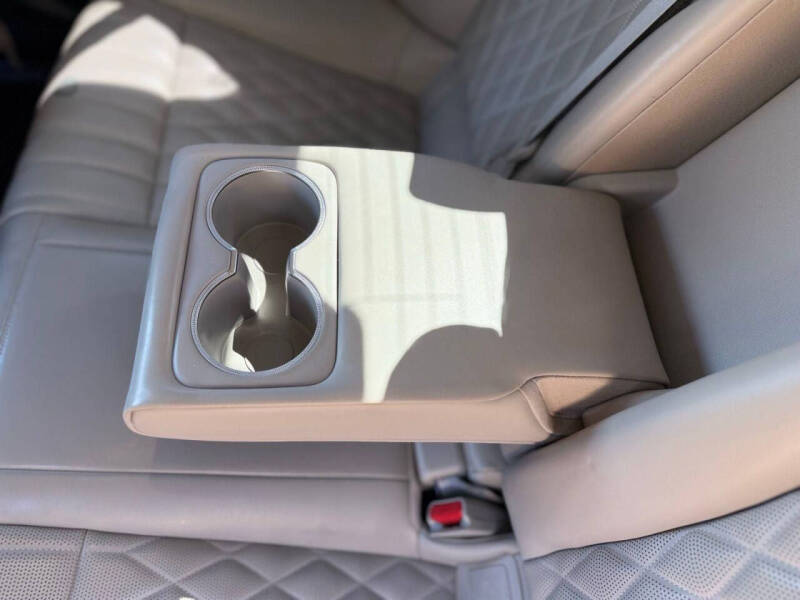 2019 Genesis G70