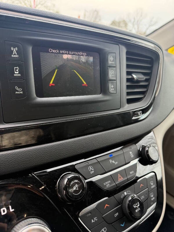 2017 Chrysler Pacifica Touring Plus