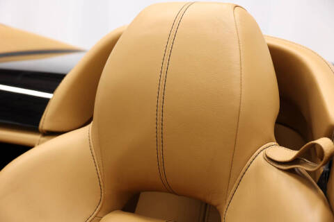 2012 Aston Martin V8 Vantage Roadster