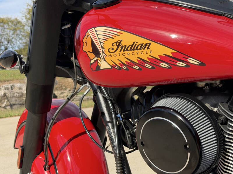 2019 Indian Dark Horse