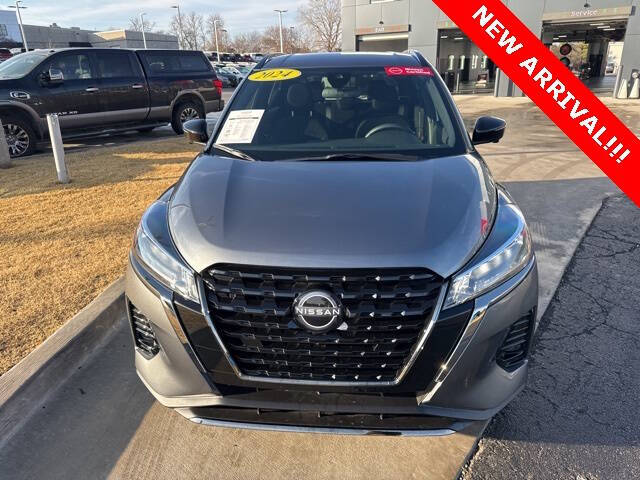 2024 Nissan Kicks SR