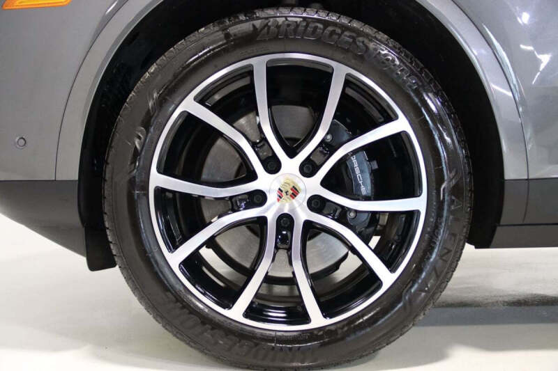 2024 Porsche Cayenne