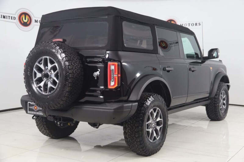 2023 Ford Bronco Badlands Advanced