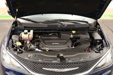 2017 Chrysler Pacifica Touring