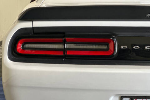 2015 Dodge Challenger SRT Hellcat