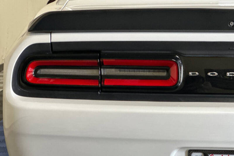 2015 Dodge Challenger SRT Hellcat