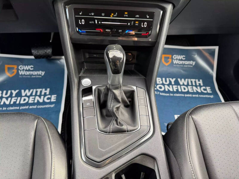 2022 Volkswagen Tiguan SE