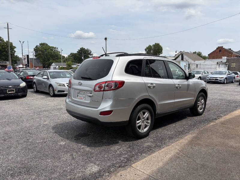 2011 Hyundai Santa Fe GLS