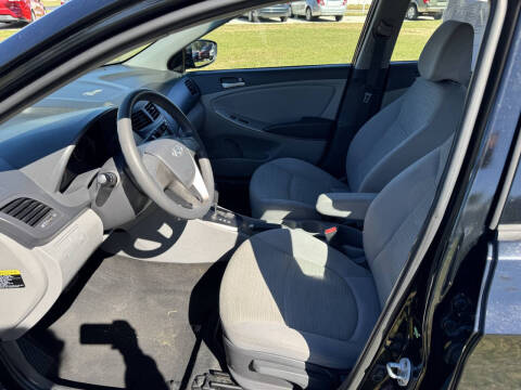 2017 Hyundai Accent SE