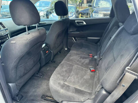 2015 Nissan Pathfinder