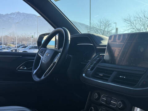 2023 Chevrolet Suburban Premier