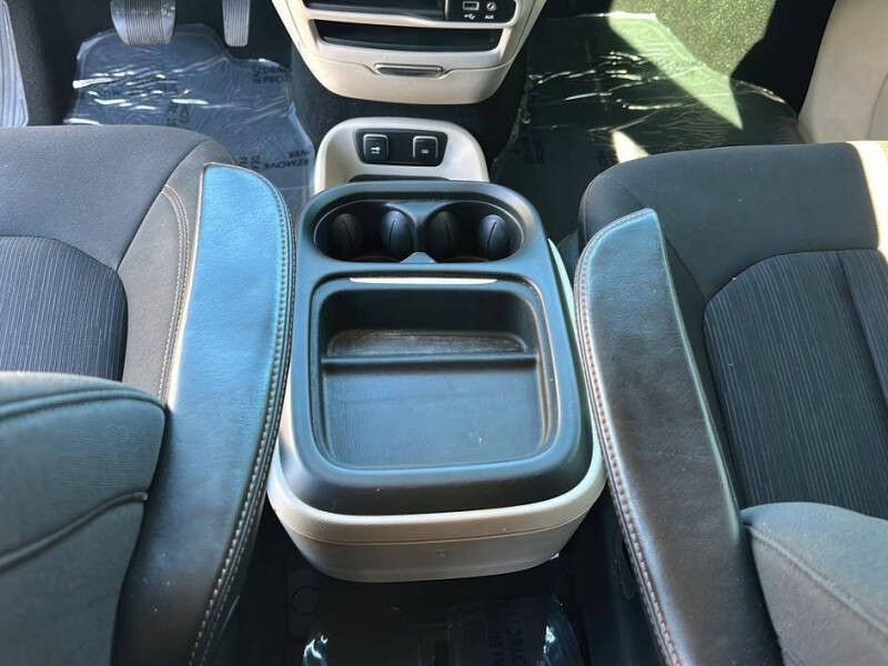 2018 Chrysler Pacifica Touring Plus