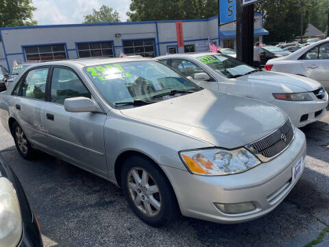 2001 Toyota Avalon for sale at Klein on Vine in Cincinnati OH