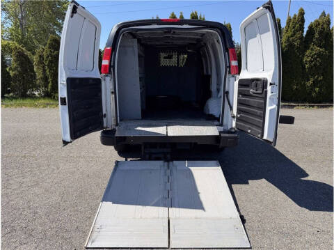 2020 Chevrolet Express 3500