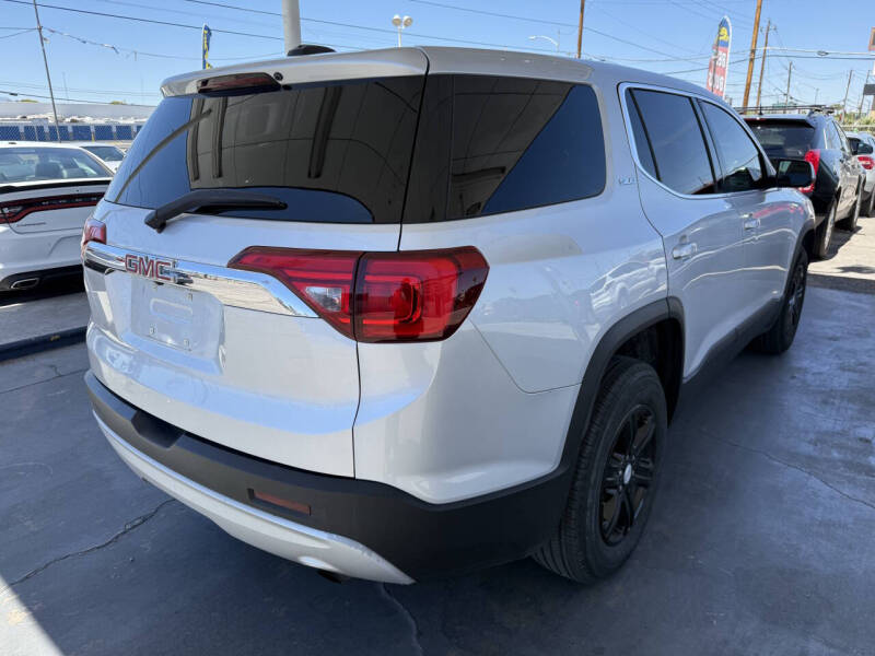 2018 GMC Acadia SLE-1