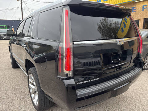 2016 Cadillac Escalade Premium Collection