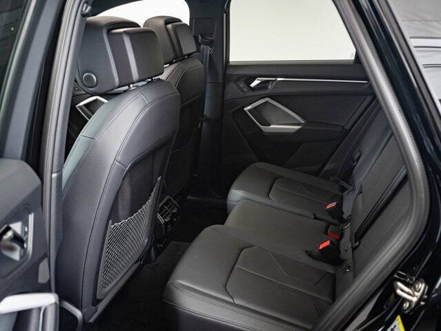 2025 Audi Q3 quattro S line Prem Plus 45 TFSI