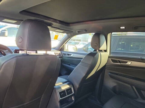 2025 Volkswagen Atlas Cross Sport SE