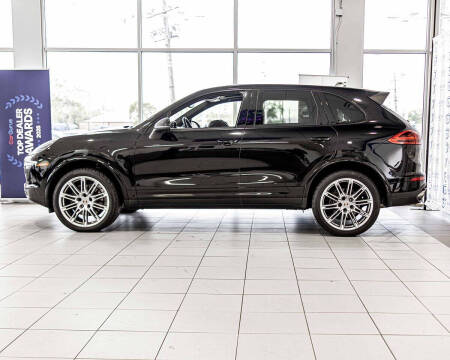 2017 Porsche Cayenne Platinum Edition