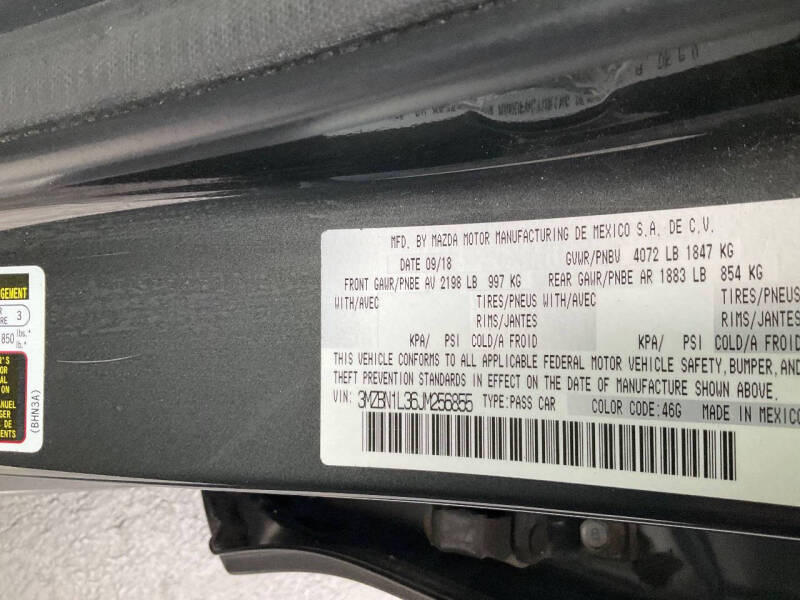 2018 Mazda MAZDA3 Touring