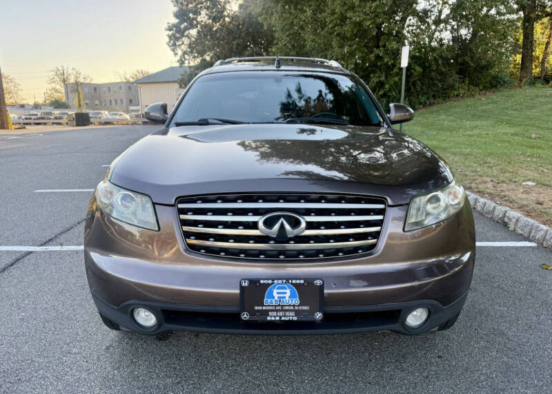 2005 Infiniti FX35