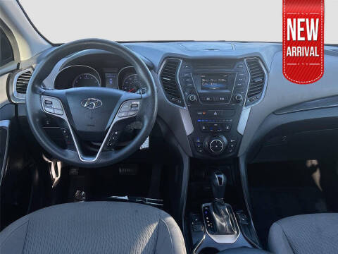 2016 Hyundai Santa Fe SE