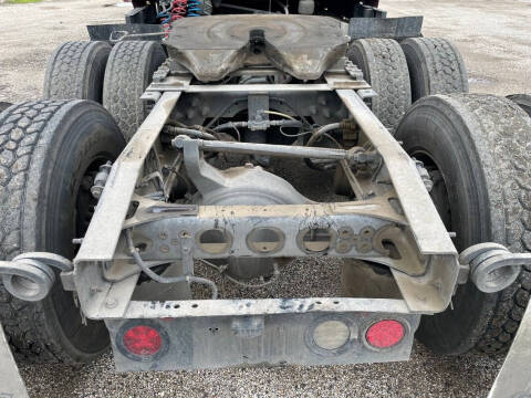 2022 International LT625