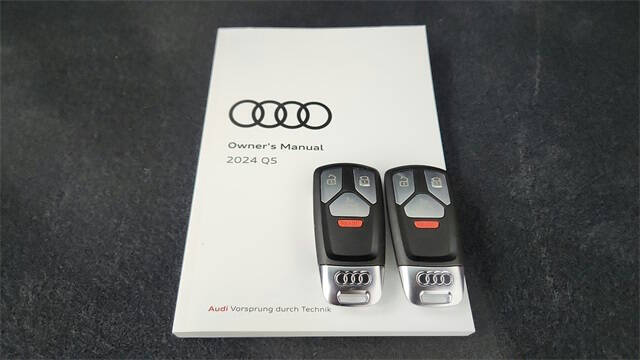 2024 Audi Q5 e quattro S line Prestg 55 TFSI