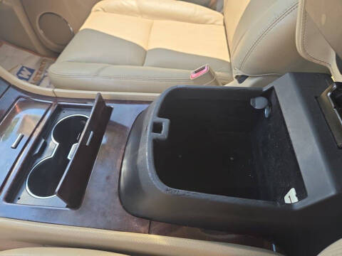 2012 Cadillac Escalade Luxury