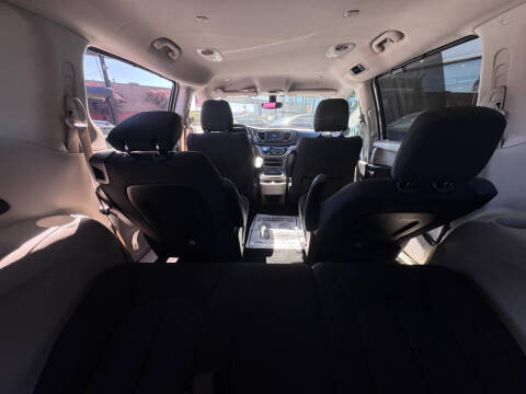 2020 Chrysler Pacifica Touring