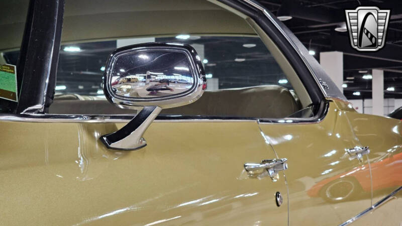 1972 Oldsmobile Ninety-Eight