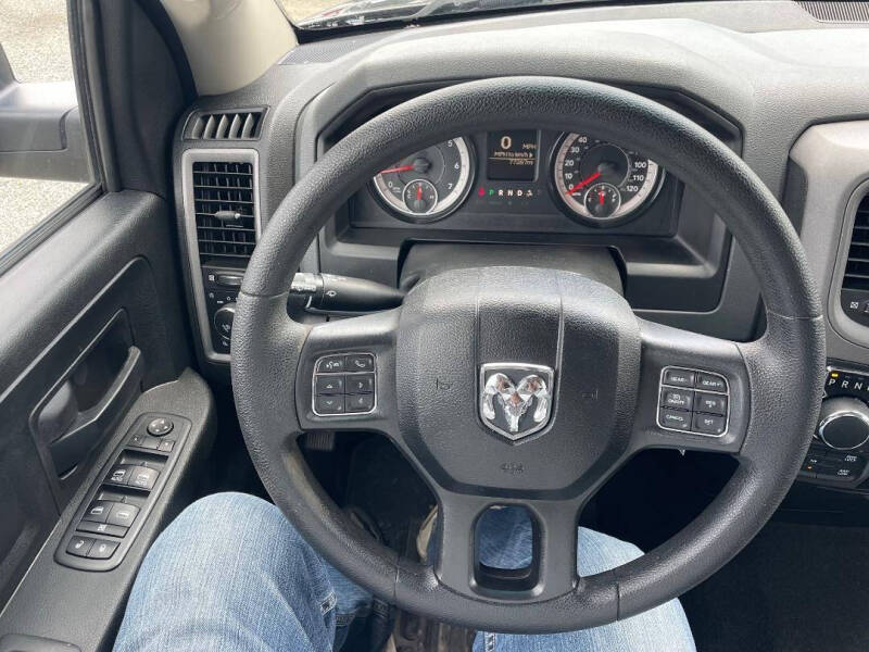 2017 RAM 1500 Express