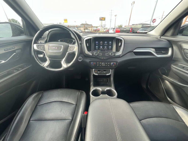 2022 GMC Terrain SLT