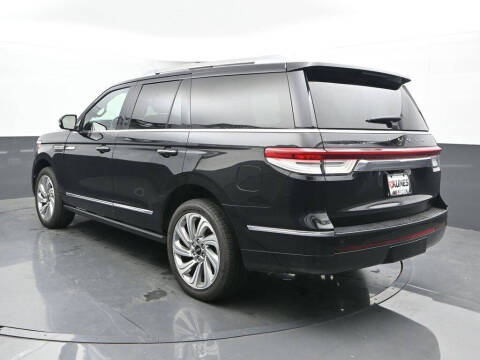 2024 Lincoln Navigator Premiere